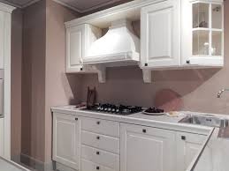 Graziosa cameretta due letti castello a l con scala a cassettoni laterale compresi materassi nuovissimi. Cucina Berloni Cucine Classica Con Penisola Bianca In Legno Athena