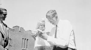 Robert wadlow harold wadlow jr. Robert Wadlow On Tumblr