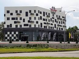 Hampir semua hotel di malaysia hotel first world, genting memang dikatakan berhantu sehingga ia diletak dalam senarai 15 hotel paling berhantu di dunia oleh yahoo 4. Hotel Berhantu Di Nilai Inilah 10 Tempat Berhantu Menyeramkan Di Dunia Lewat Google Earth