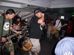 Justin and Manuel from the American hardcoregroup answered a lot of  questions from me just before Christmas 2011