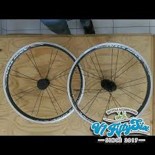 I think the reviews on kansi are pretty good and they look similar to the dahon/terns anyway. Jual Wheelset Rims Sepeda Lipat 20 Inch 406 Rt Ruituo V Brake 74mm 130mm Dahon Fnhon Tern Di Lapak V1 Fiftysix Bukalapak