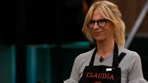 Claudia fontán mintió en masterchef y desató la furia de damián betular: Una Vez Mas Rumores De Trampa En Masterchef Celebrity Acusan A Claudia Fontan De Buscar Recetas En El Celular Infobae