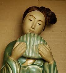 Vintage MUD WOMAN STATUE