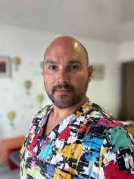 Hugo Spinelli, Ostéopathe à Marseille, Pignans : Prenez RDV en ligne