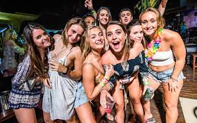 Buy your open bar or book a table for mandala, palazzo, the city, dady'o, mandala beach, la vaquita, la santa y abolengo. Cancun Downtown Nightlife Club Events After Dark Events Entertainment