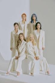 에이프릴 출신 배우 이현주 동창이라고 주장하는 네티즌이 그룹 내 왕따 의혹과 관련 폭로글을 올렸다. Xveo Zzkwksqkm