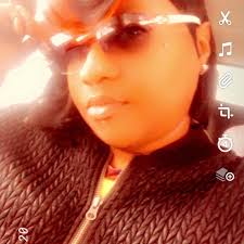 Mama!!! It's your birthday 🎉 🎈🎈🎈Happy 57th birthday to my beautiful  mom. Such a blessing. I hope your day is filled with love and happiness.  Wish I could be there to celebrate