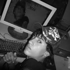 Stream 02.Adilo Tazi 2012 by hassan-jackson