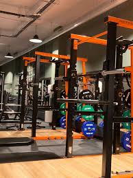 Expect a basic level of service, basic machines, basic classes, and basic upkeep, and you'll be satisfied. Basic Fit Valencia Joaquin Costa