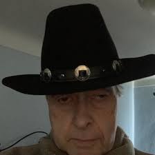 OnThisDay 1958: Charles Brooker demonstrated how BBC listeners could  experience the wonders of stereophonic sound. All you needed were two  speakers, a comfy chair, basic trigonometry and received pronunciation.