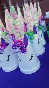 Unicorn Party Favors Cute Idea For Little Girl S Birthday Party Marshmallows And Unicorns Unicorn Party Unicorn Birthday Party Decorations Unicorn Birthday
