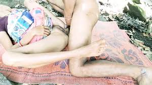 A Desi was Alone in Forest Whene Boy There and Fucking Her very Hard a Wife  and Husband Fucking so Beautiful in Forest