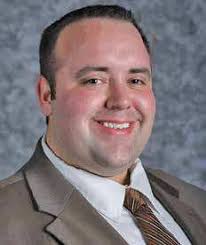 Hundreds pay tribute to Morton during Clinton service