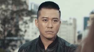 Tuấn Hưng lao vào đám cháy cứu người