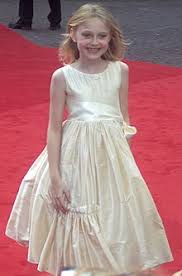 She rose to prominence at the age of seven for her performance as lucy dawson in the drama film i am sam (2001). Dakota Fanning Wikipedia