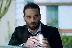 Se espera que los nuevos capítulos aclarezcan el caso. Quien Mato A Sara Temporada 2 Fecha De Lanzamiento De Netflix Trailer Que Sucedera Actores Personajes Y Todo Fama