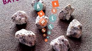 Batu seremban juga dikenali sebagai permainan selambut atau serembat. Permainan Tradisional Batu Seremban By Amira Yuslimi