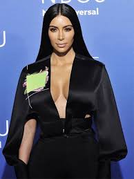 Get The Look Straight Sleek Hair Like Kim Kardashian Kim Kardashian Sleek Hairstyles Kim Kardashian Makeup