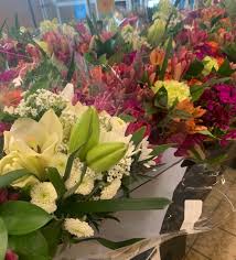 Mother's day is today and now is the time buy flowers for your mum if you haven't ordered them already. Aldi Flowers Grab Orchids Flower Bouquets And More For Mother S Day