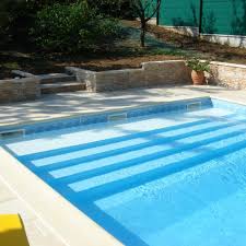 Pour une piscine hors sol, la prise de courant : Couverture Automatique Incognit O Mondial Piscine