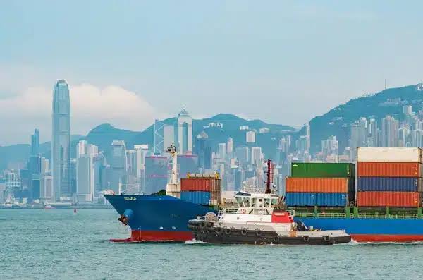 Nel terzo trimestre il traffico dei container nel porto di Hong Kong è cresciuto del +15,1%
