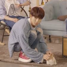 val on twitter stray kids stray kids han han jisung stray kids