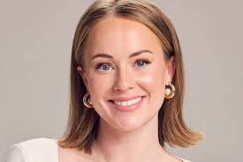 Whitney Leavitt Shares Regrets After Watching 'The Secret Lives of Mormon  Wives'