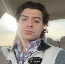 Peter Gascon's Instagram, Twitter & Facebook