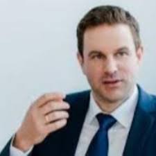 Je nach intensität der verbindung zu dem kunden, gewähre. Florian Bacher Vertriebsleiter Gesamtbank Vr Bank Munchen Land Eg Xing