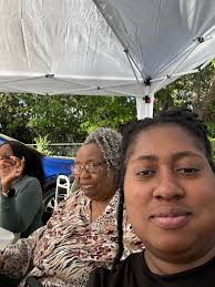 Can someone please make us hug,,,she's my 90 years grandma I want to print  it