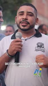 Ruas Castro Slves e José Leão Sousa, pavimentadas com intertravados no  bairro José Mendes de Queiroz. , Capim Grosso, 40 anos, cidade que avança.