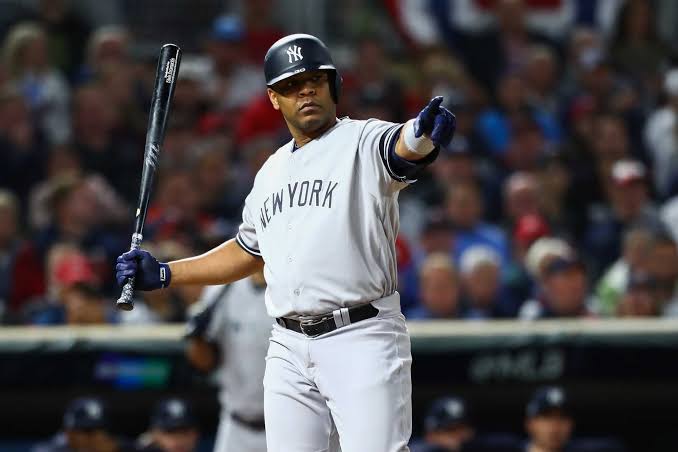 Edwin Encarnación firma con los White Sox por 12 millones de dólares