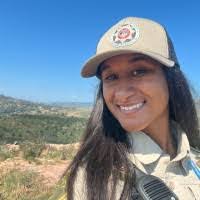 Melissa Tarli's Instagram, Twitter & Facebook