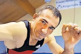 RINGEN: Julian Fahrnbach ersetzt Robin Kraus