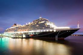Ships Queen Elizabeth Location Liverpool Uk Cruise Cruising Sail Sailing Luxury Trav Healthy Travel Cruise Queen Elizabeth Cruise