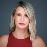 Shelby Reeves's Instagram, Twitter & Facebook