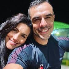 Daniel Saullo celebra 7 anos de união com Mariana Felício