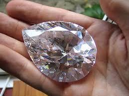 From urban adventures to journeys into the wilderness. Frans Jonker Gemologist The Great Star Of Africa Or Cullinan 1 Was The Largest Of The Stones To Emerge From The Cleaving Of The Original Cullinan Diamond Found On 26 January