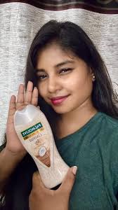 A coconut scrub in a creamy body wash? Say no more., Palmolive Coco Joy has  all the good stuff 💚, Natural extracts only. No parabens, soap or  alcohol., It’s not your regular body wash, it’s ...