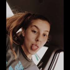 Kylie Moran (@kylienmoran)