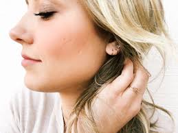 Gold ear store hugging hoops