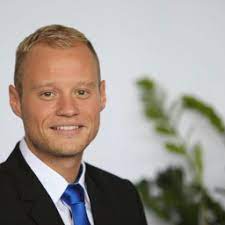 Every day is no longer a winding road. Tim Martin Business Development Manager Europe Vitalograph Gmbh Xing