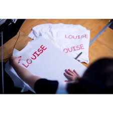 Que ce soit un simple texte, ou un logo, nos équipes sont à votre disposition. Prestations Atelier Marquage Couleurs Broderie Et Broderie Decathlon