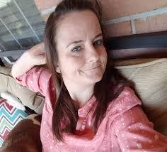 Samantha Burks's Instagram, Twitter & Facebook