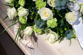 We are a local florist in dallas, tx can delivery same day to all funeral homes. Ask Kirby Flower Arrangement Differences For Men And Women Lincoln Funeral Home Memorial Parks Dallas Tx 75217 6842 214 398 8133