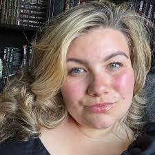 Lorrie Bowman's Instagram, Twitter & Facebook