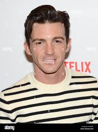 Drake bell