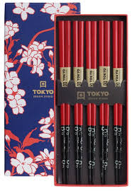 Although these flowers are not technically black, deep shades of red and purple are what make up their dark appearance. Chopstick Set Red Black Flower 5 Pair 22 5 Cm Item No 18617 Tds
