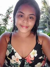 Evelyn Amado's Instagram, Twitter & Facebook