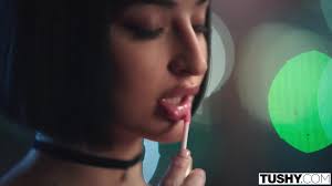 Get Addicted to ZmeenaOrr's Alluring Video Collection -  holzblasinstrumentenbauerin.de